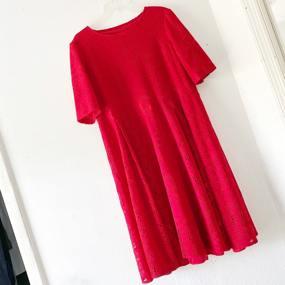 Beautiful custom made lined lace midi dress